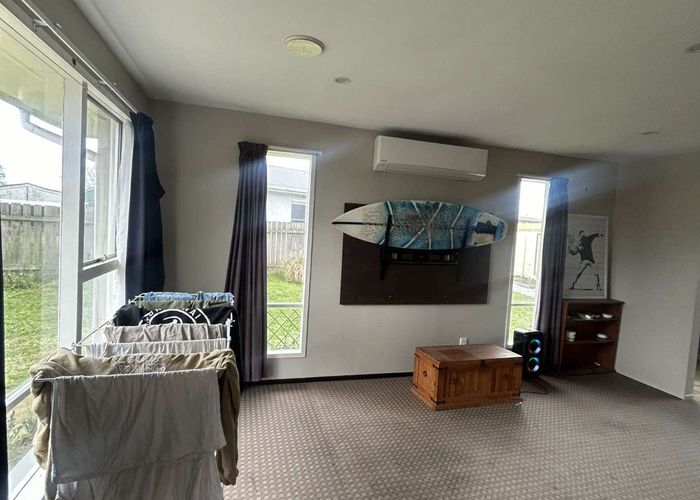  at 2/23 Branksome Place, Parklands, Christchurch City, Canterbury