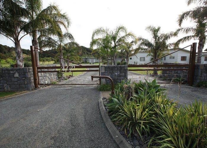  at 10 Platinum Place, Matapouri, Whangārei