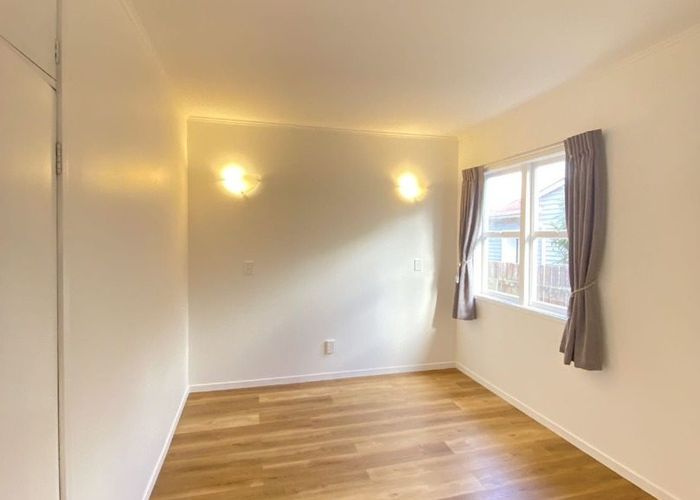  at 53 Walmer Road, Point Chevalier, Auckland