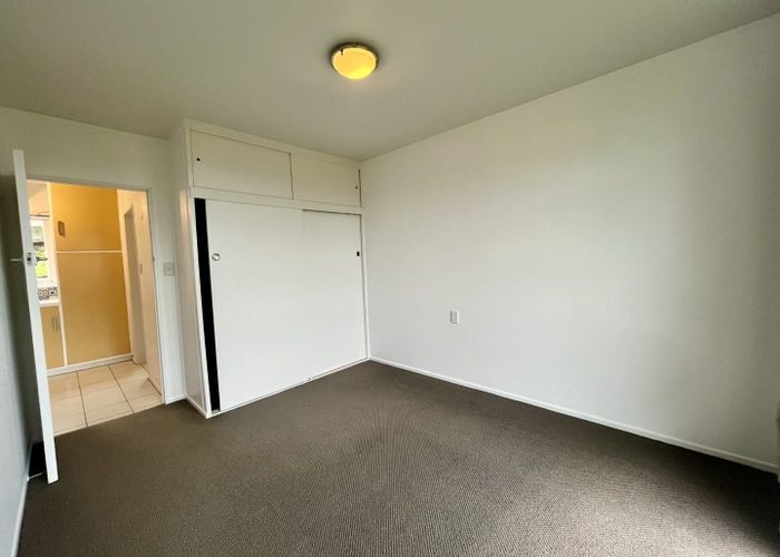  at 2/25 Apuka Street, Brooklyn, Wellington, Wellington