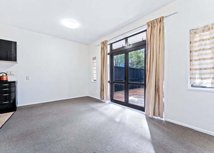  at 91/92 Bush Road, Albany, Auckland