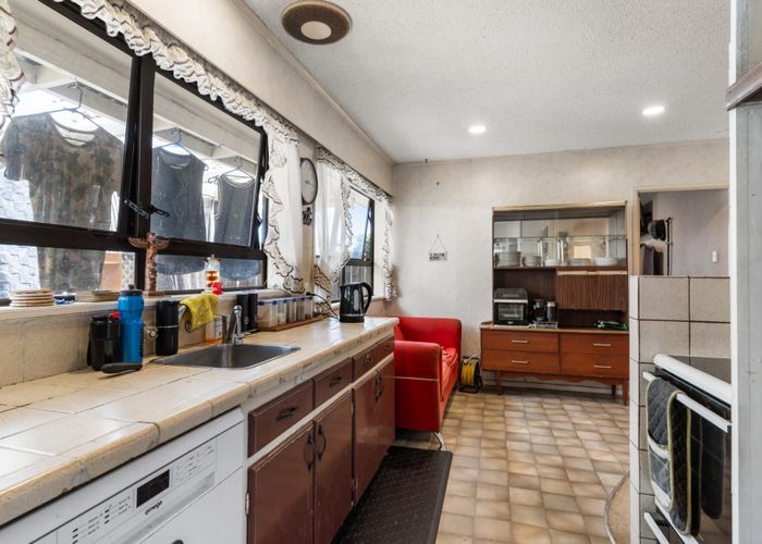  at 22 Beeston Crescent, Manurewa, Manukau City, Auckland