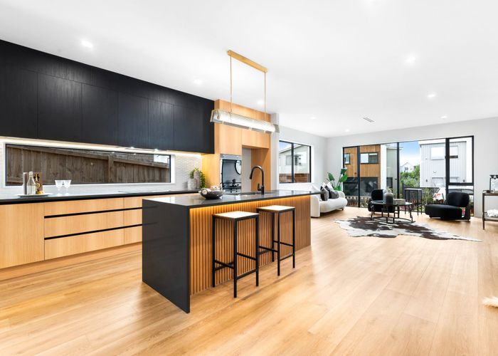  at 6 La Bella Road, Hobsonville, Waitakere City, Auckland