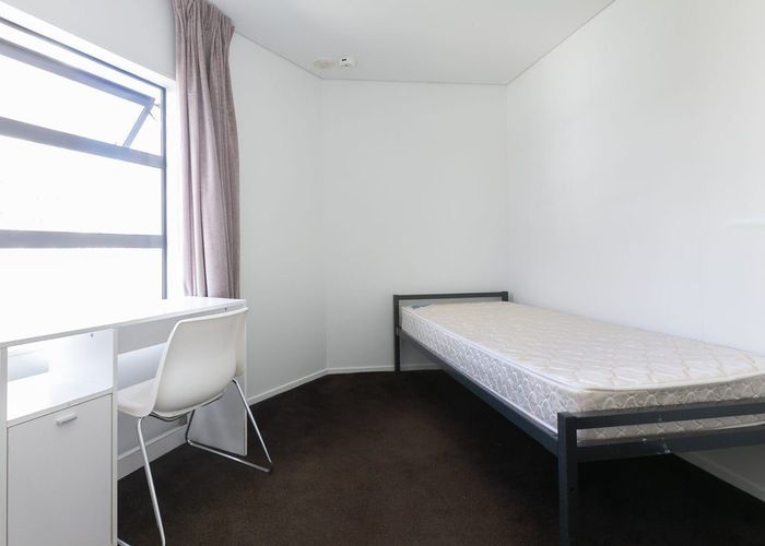  at 13D/30 Symonds Street, Grafton, Auckland