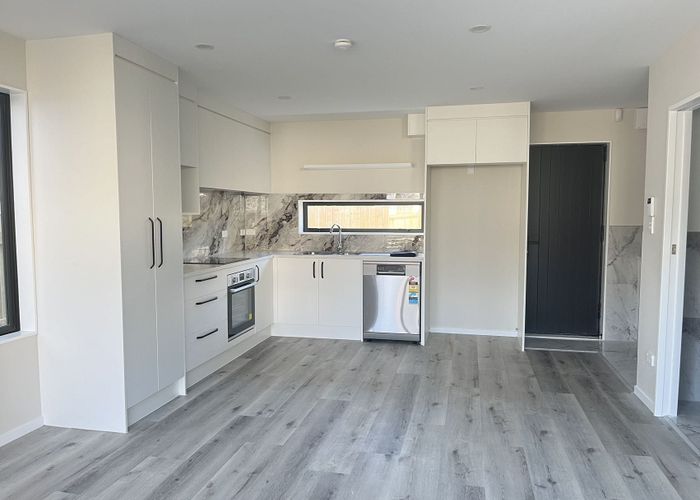  at 3/6 Vine Street, Mangere East, Manukau City, Auckland