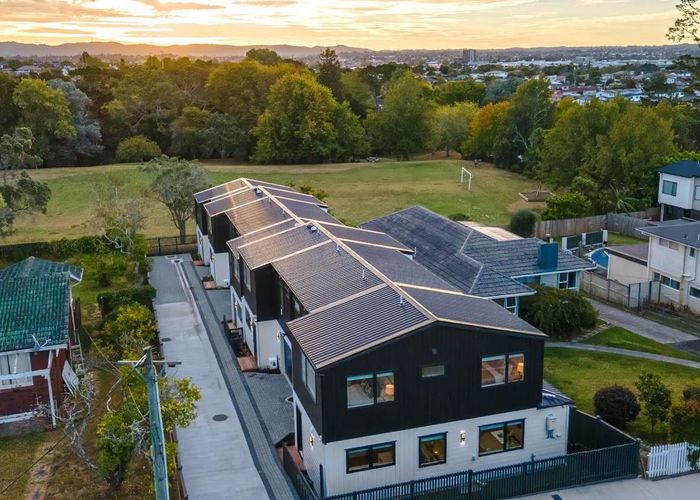  at 205C Whitney Street, Blockhouse Bay, Auckland