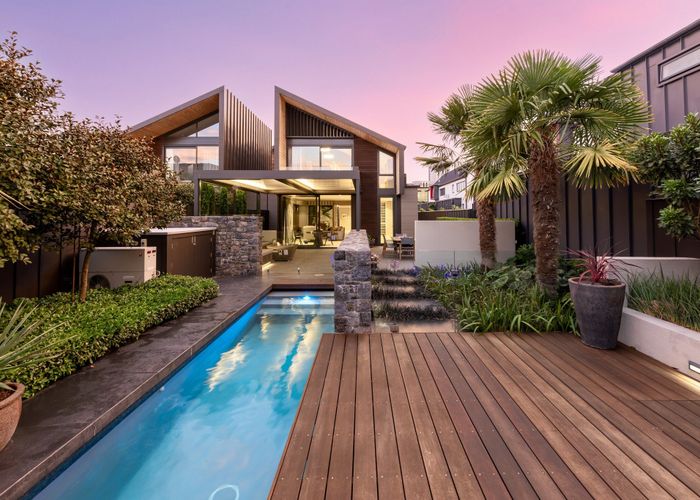  at 139 Peterborough Street, Christchurch Central, Christchurch