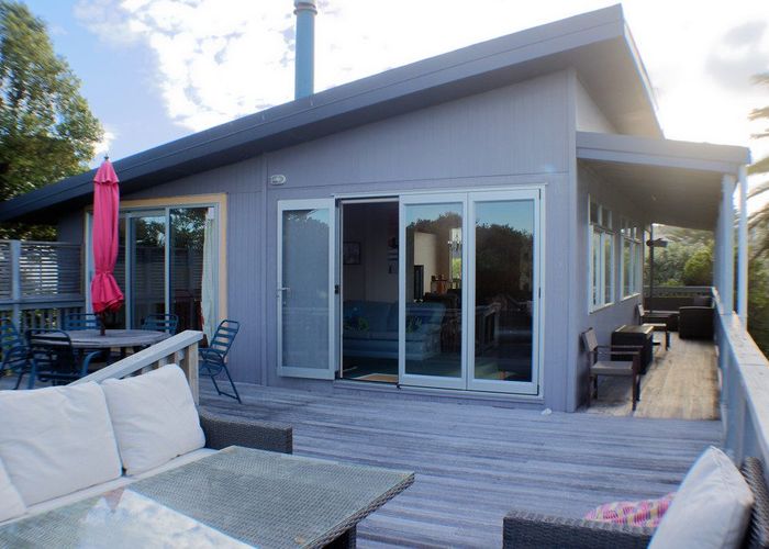  at 33 Blue Pacific Parade, Riversdale Beach, Masterton
