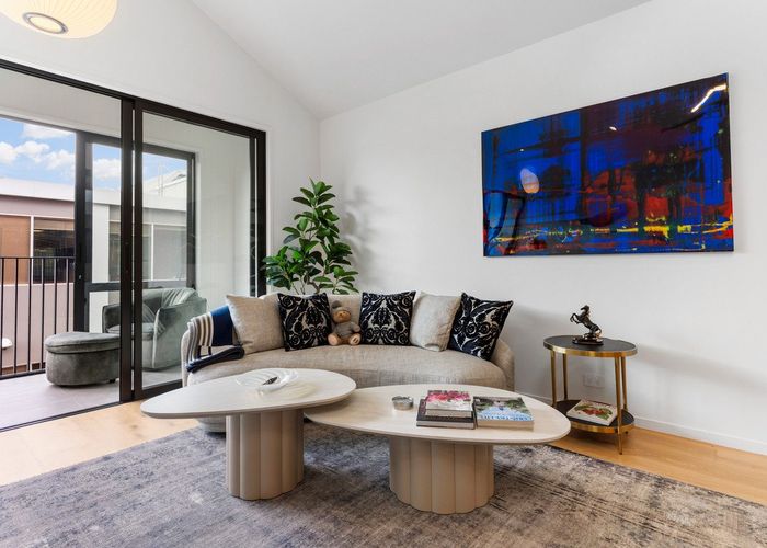  at 2/4 Madeira Lane, Grafton, Auckland City, Auckland