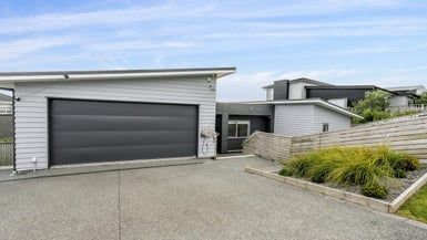  at 85 Endeavour Drive, Whitby, Porirua
