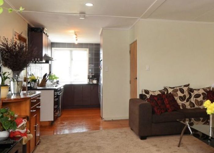  at 9 Hedley Rd, Mount Roskill, Auckland City, Auckland