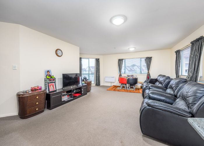  at 14/3C Harrison Road, Mount Wellington, Auckland City, Auckland