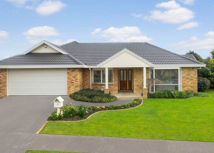  at 3 Travers Place, Northpark, Auckland