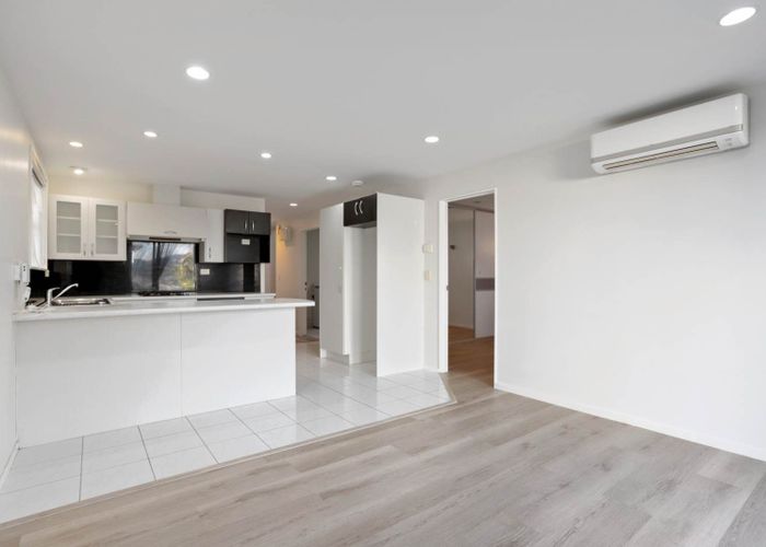  at 2/235 Titirangi Road, Titirangi, Waitakere City, Auckland