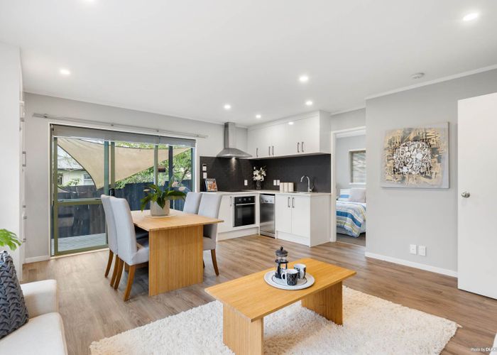  at 75A Penrose Road, Mount Wellington, Auckland