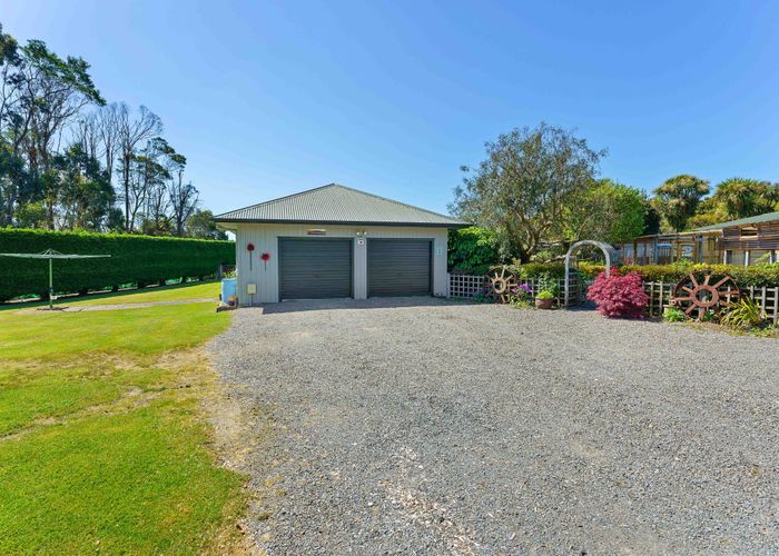 at 121 Gear Road, Te Horo, Kapiti Coast, Wellington
