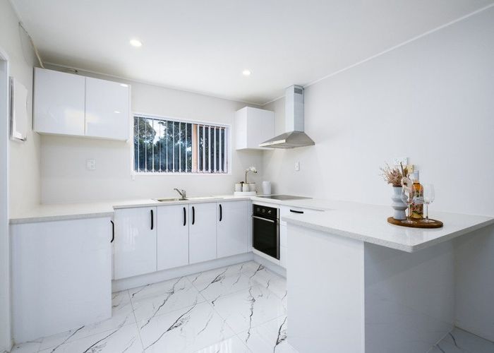  at 90A Beaumonts Way, Manurewa, Manukau City, Auckland