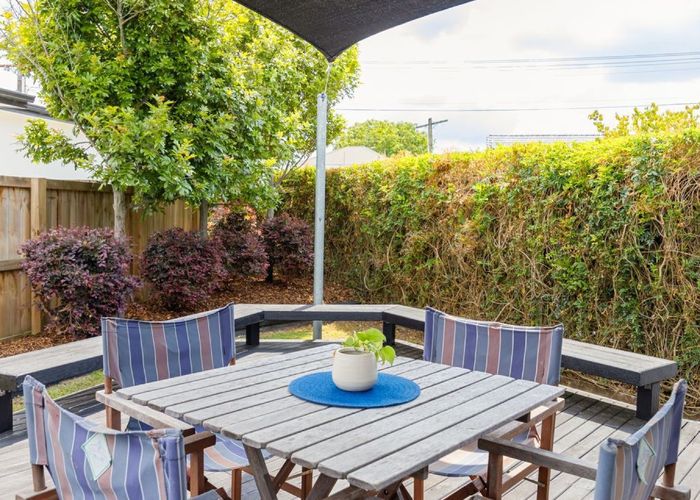  at 16 Donny Avenue, Chartwell, Hamilton