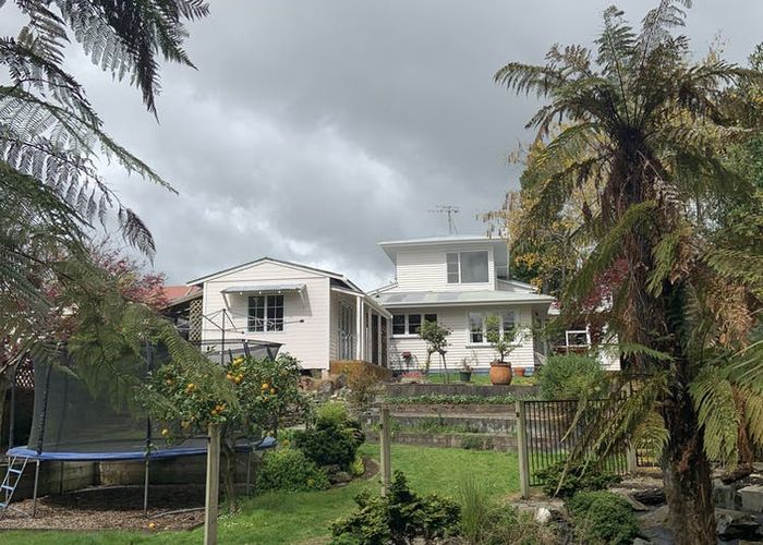  at 26 Charlemont Street, Whitiora, Hamilton