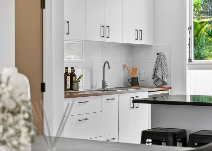  at 17 Lysander Crescent, Beach Haven, North Shore City, Auckland