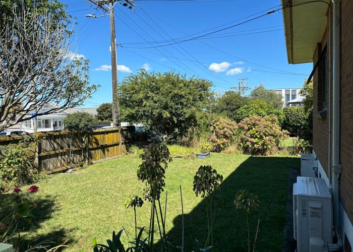  at 1/21 Bracken Avenue, Takapuna, North Shore City, Auckland