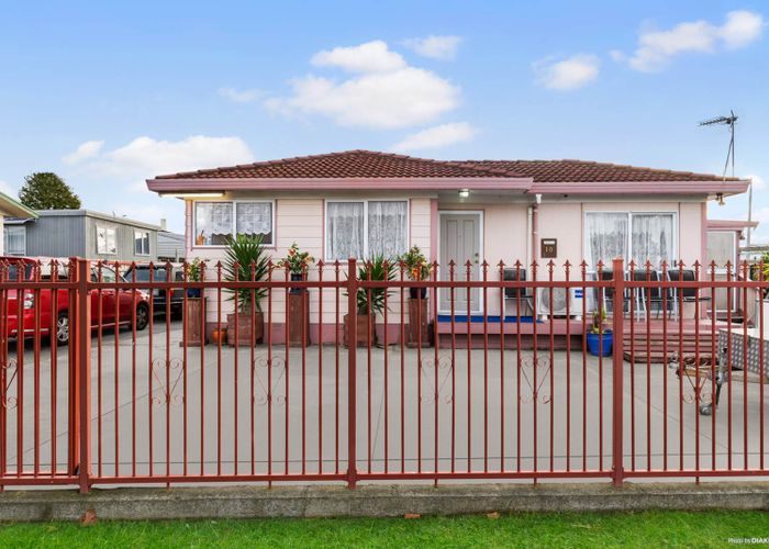  at 10 Dunstan Place, Otara, Auckland