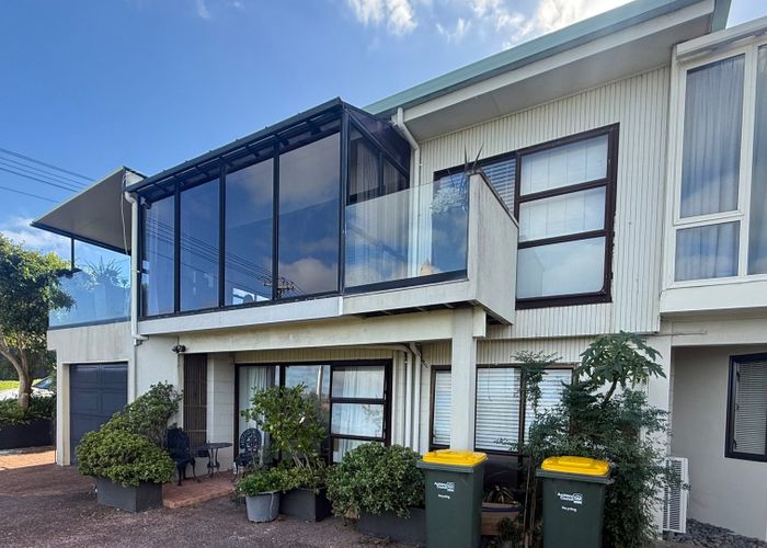  at 1/32 Walter Street, Hauraki, North Shore City, Auckland
