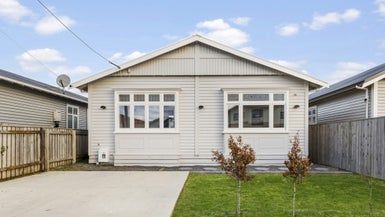  at 34 Devonshire Road, Miramar, Wellington