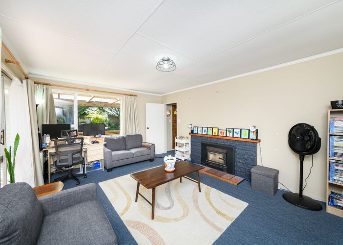  at 16 Carter Crescent, Awapuni, Palmerston North