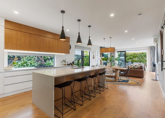  at 2 Tawatawa Street, Long Bay, Auckland