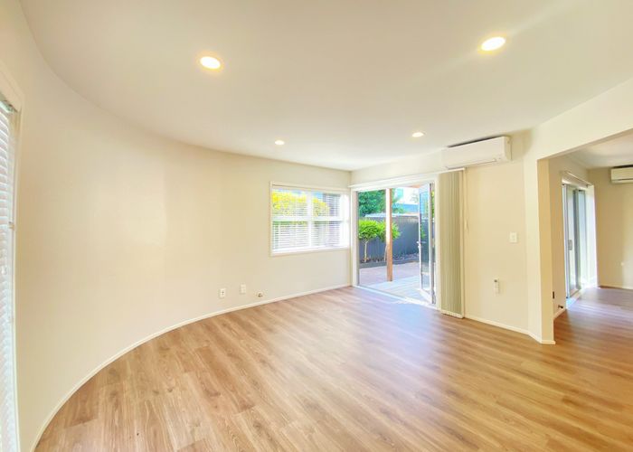  at 3/11 Woodbine Avenue, Greenlane, Auckland