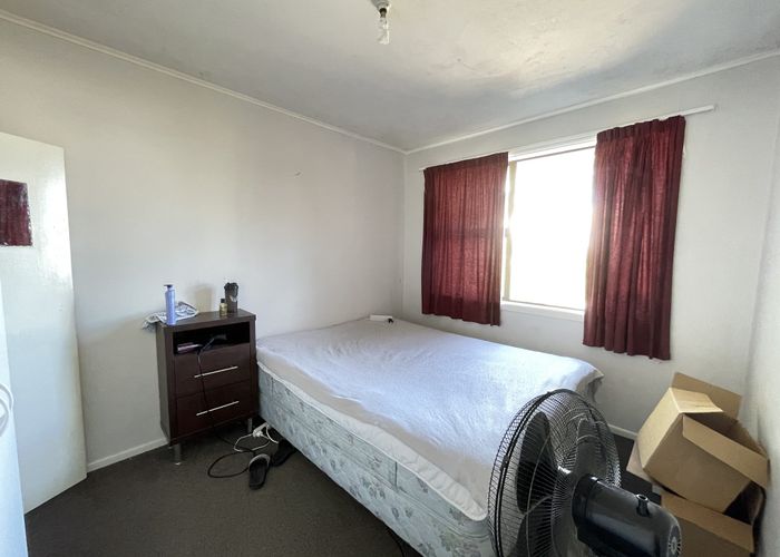  at 18A Cypress Place, Sunnynook, North Shore City, Auckland