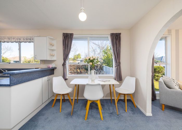  at 1/72 Royal Park Drive, Parklands, Christchurch