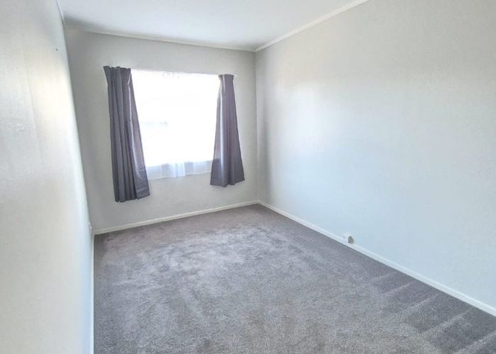  at 150E Hutchinson Avenue, New Lynn, Waitakere City, Auckland