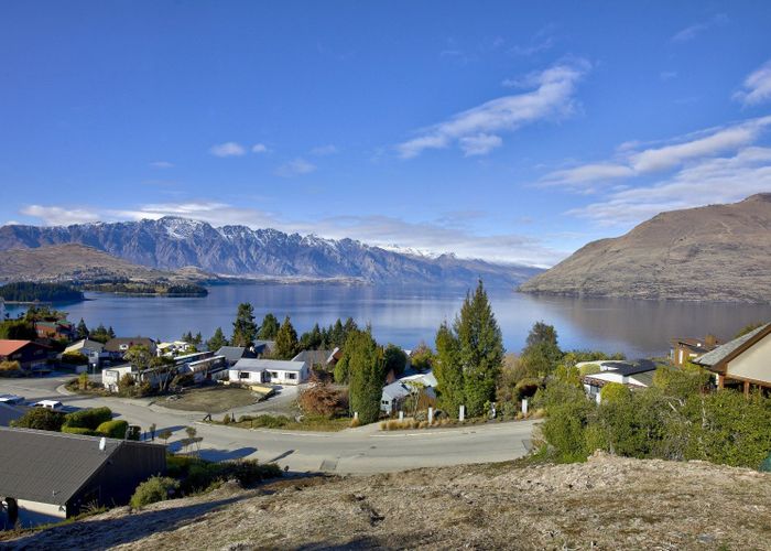  at 6 Aspen Grove, Fernhill, Queenstown-Lakes, Otago