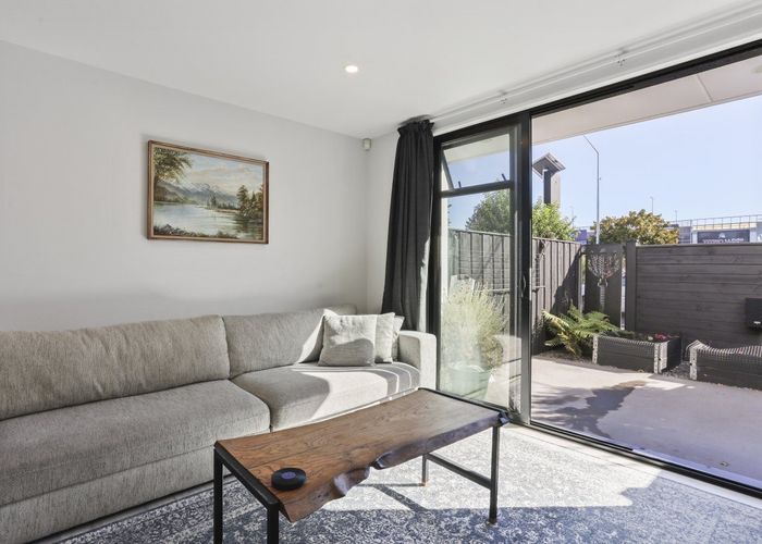  at 1/8 New Brighton Road, Shirley, Christchurch City, Canterbury