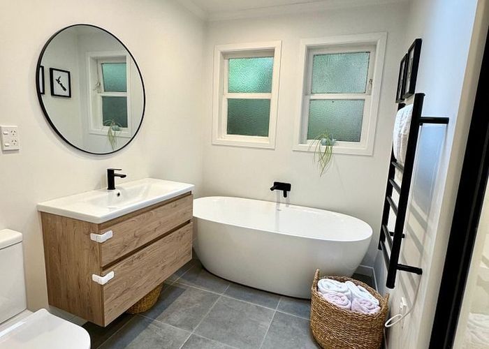  at 42 Delhi Crescent, Khandallah, Wellington, Wellington