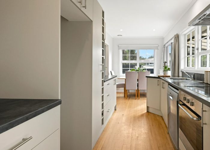  at 12 Eucalyptus Place, Chartwell, Hamilton