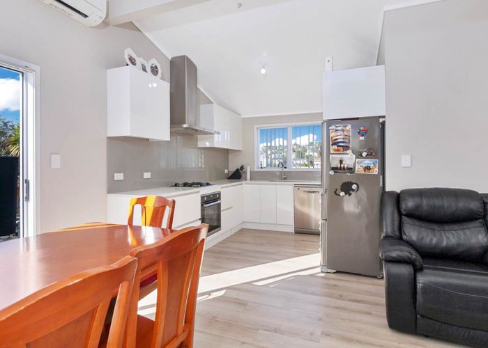  at 37a Compton St, Hillcrest, North Shore City, Auckland