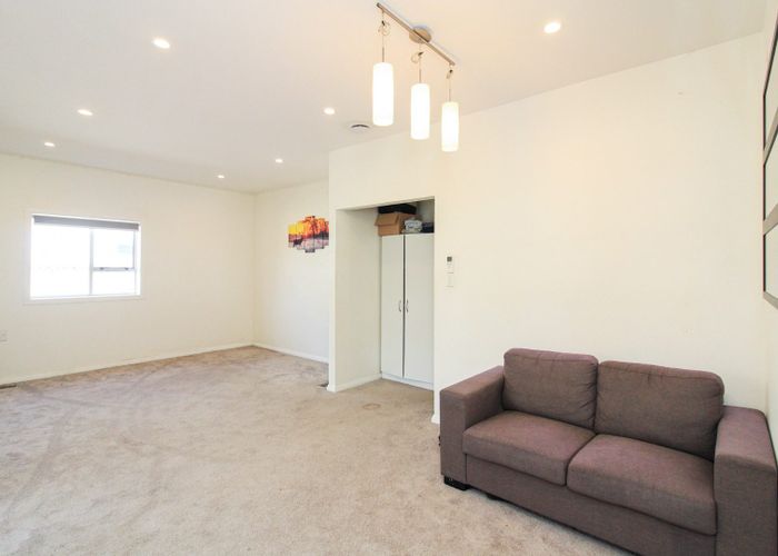  at 4 Meadows Avenue, Waiwhetu, Lower Hutt, Wellington