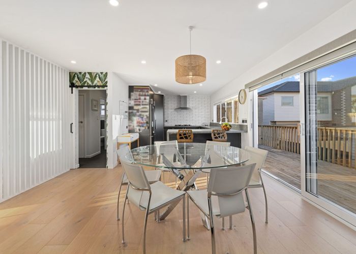  at 37A Bradbury Road, Botany Downs, Manukau City, Auckland