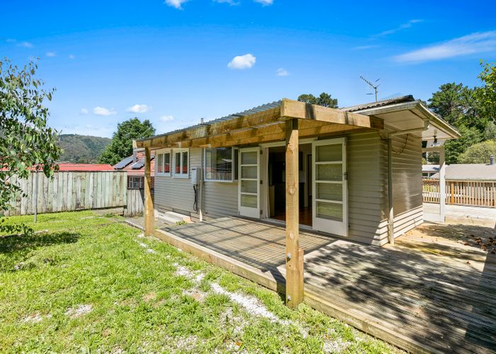  at 46 Rawhiti Street, Stokes Valley, Lower Hutt