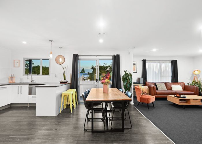  at 22 Gilbass Avenue, Hamilton Lake, Hamilton, Waikato