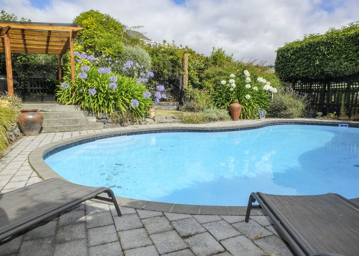  at 19 Park View Terrace, Maori Hill, Timaru