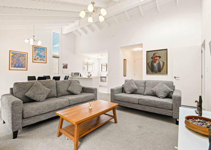  at 1/20 Wolsley Avenue, Milford, Auckland