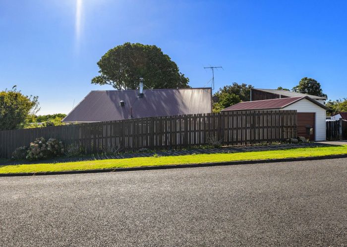  at 14 Fairfax Terrace, Frankleigh Park, New Plymouth, Taranaki