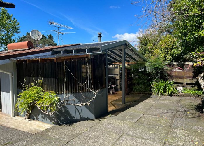  at 34 Oreil Avenue, West Harbour, Auckland