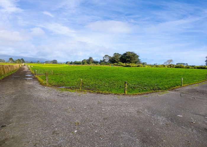  at 299 Cardiff Road, Stratford West, Stratford, Taranaki