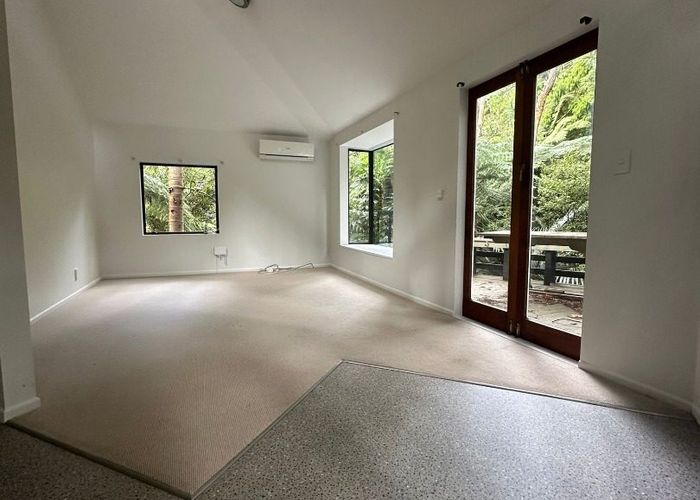  at 16A Kaurimu Rise, Titirangi, Waitakere City, Auckland