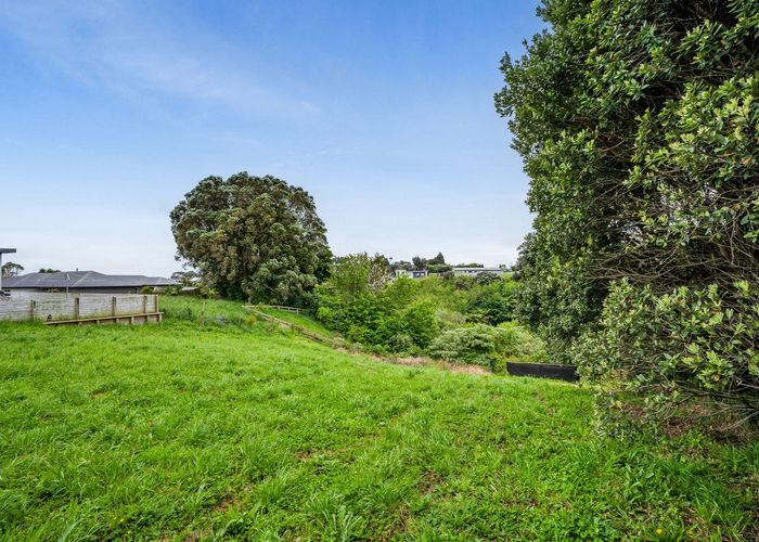  at 117 Wairau Road, Oakura, New Plymouth, Taranaki
